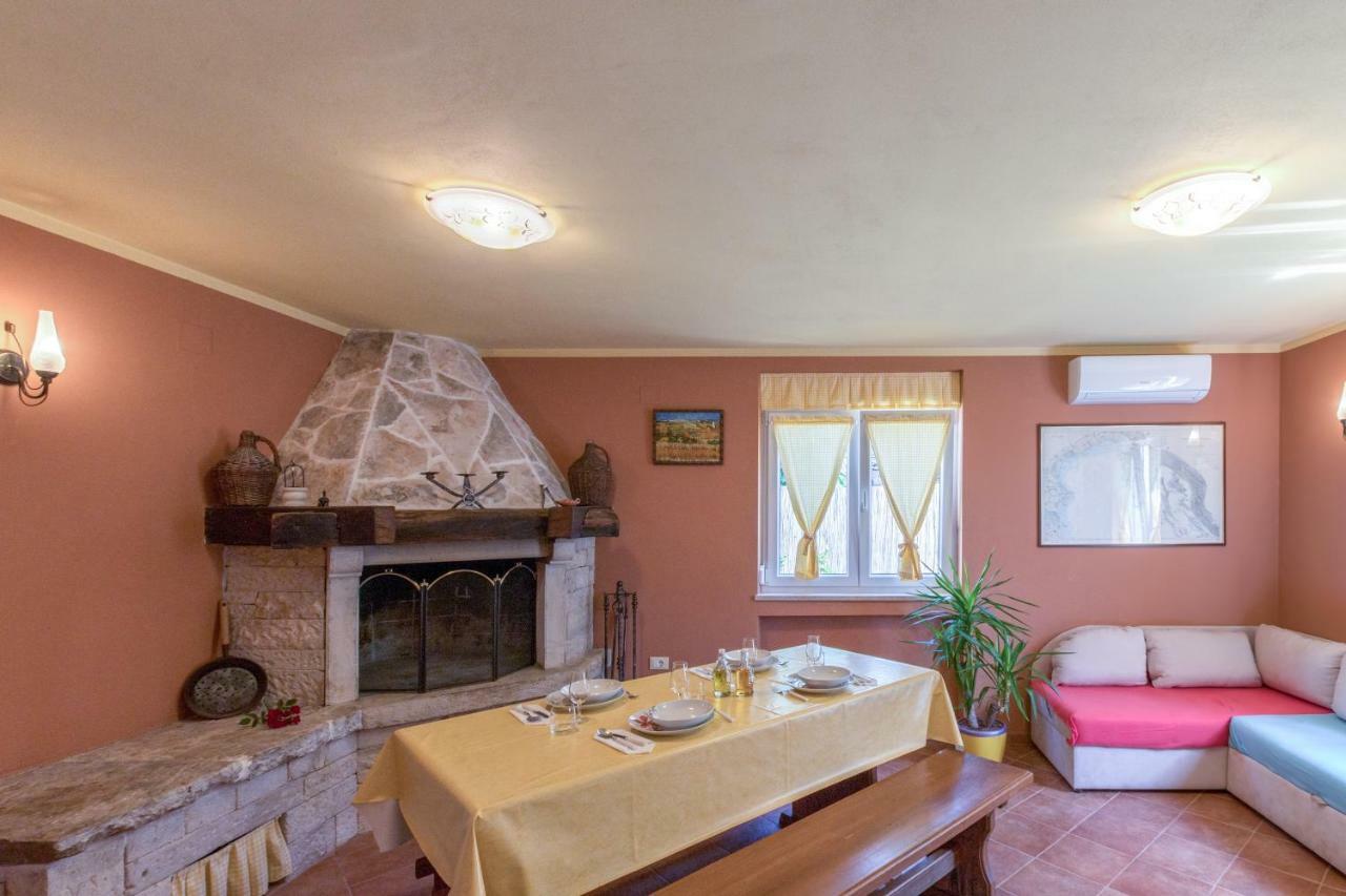 Apartment Stari Kesten Umago Esterno foto